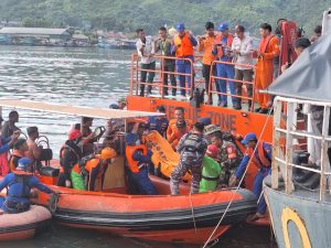 Kapal Wisata Tenggelam di Perairan Pulau Situngkus, 3 Korban Meninggal 59 Selamat