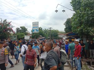 Warga Desa Buntu Pane, Tidak Terima Kades Manten Aperi Simbolon Dituding Korupsi dan Menyalahi Kebijakan Tata Kelola Pemerintahan Desanya