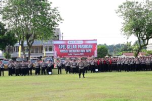 Apel Gelar Pasukan Jelang Presisi Merdeka Run 2025, Kapolda Jambi Ingatkan Personel: “Mulai Tugas Jam 03.00 Pagi, Jaga Kesehatan!”