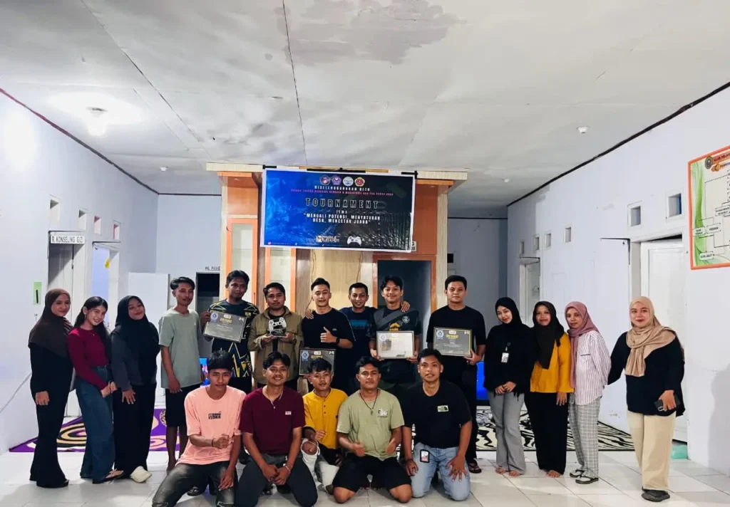 Turnamen PS4 E-Football Sukses Digelar, Mahasiswa KKN-PAR UNUGO dan Karang Taruna Generasi Bersatu Desa Taluduyunu Utara Bersinergi