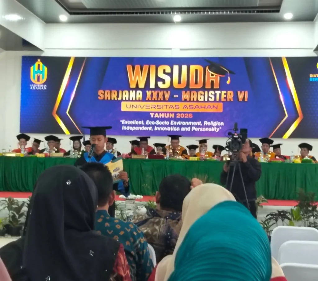 Wisuda UNA: 398 Lulusan Dikukuhkan, Rektor Tegaskan Transformasi Menuju Kampus Riset