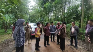 Pemkab Kendal Percepat Perbaikan Jalan Penghubung Kalirejo–Sidomakmur