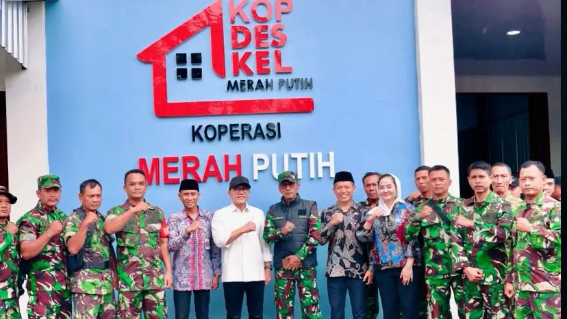 Zulkifli Hasan Tinjau KDMP Desa Winong, Target 30.000 Koperasi Desa Dikebut Tahun Ini