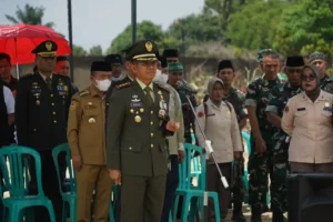 Danrem 042/Gapu Pimpin Pemakaman Militer Kolonel Inf (Purn) Sutrisno, Mantan Danrem 2005–2008