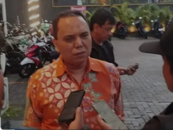 Menelan Kepahitan: Impor Minyak Harus Tunggu Restu Amerika Serikat