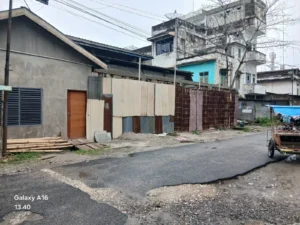 Bangunan di Atas Ruas Jalan Eks Terminal Kisaran Didesak Dibongkar, Warga Minta Satpol PP Bertindak Tegas