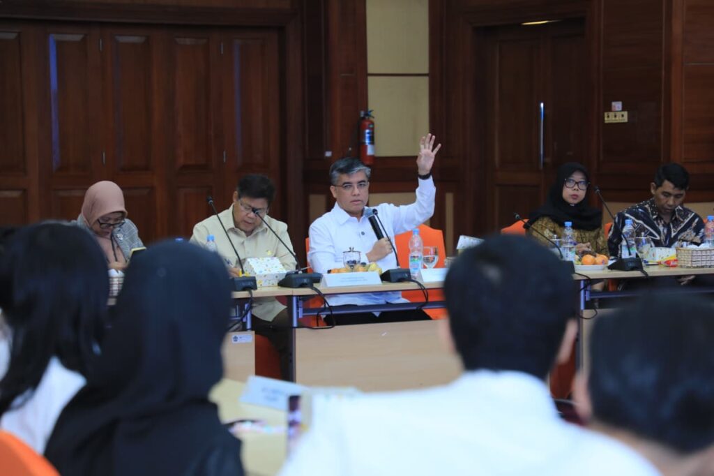 Tinjau Peserta TIH, Menaker Minta Buktikan Keunggulan Produk